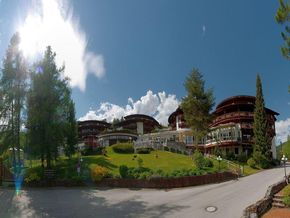 Unser Hotel mitten in den Bergen.